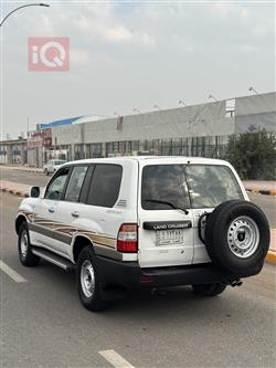 تويوتا لاندكروزر